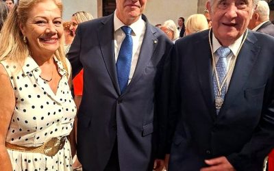 Ramon Comellas, fundador de l’associació d’empreses de Viladecavalls, rep la Medalla al Treball